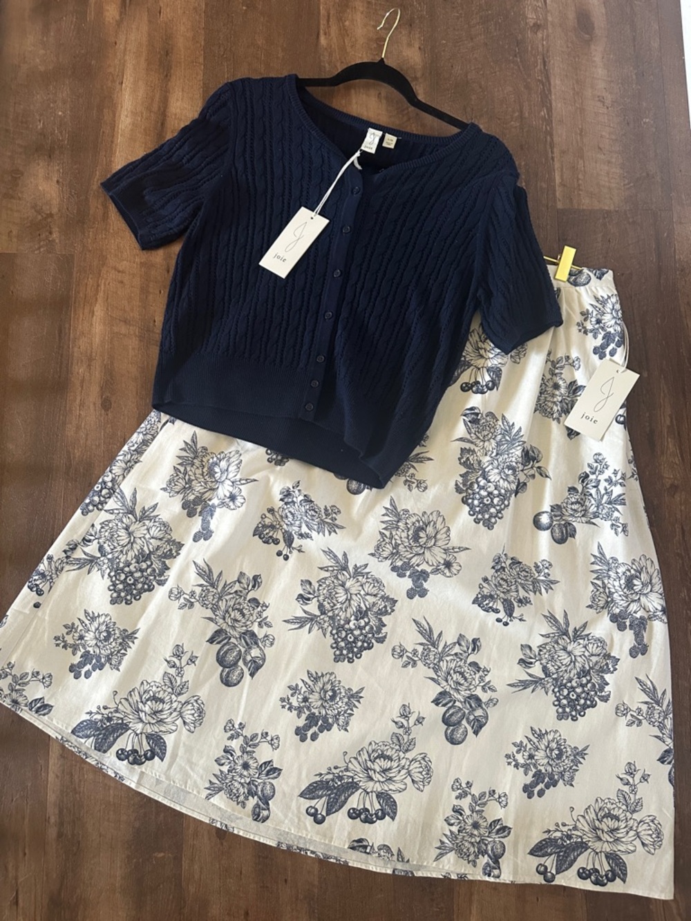 Joie navy sweater and floral matching skirt set size large NWT